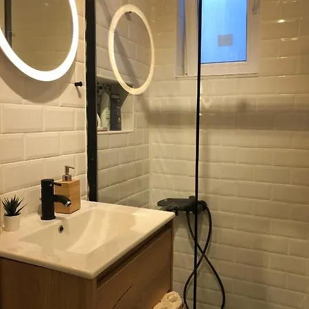 דירה 44 Universitate בוקרשט